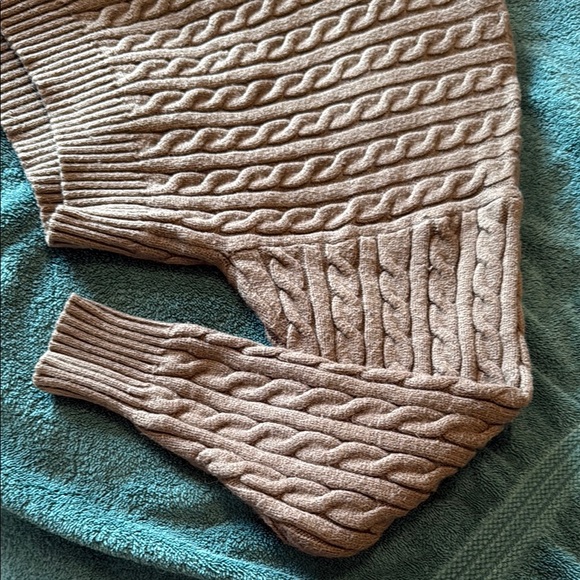 Alter'd State women's cable Knit Cropped Sweater - olive green, size M - Picture 10 of 10